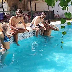https://clover-hostel.hotelsmendoza.com