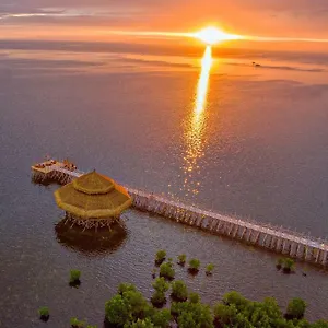 https://north-zen-villas.hotelspanglao.com